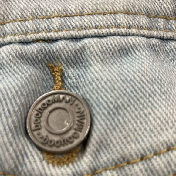 Boohoo Man Light Wash Denim Jacket with Graffiti Lining, Small Coat,‎ Full Zip - Picture 5 of 16